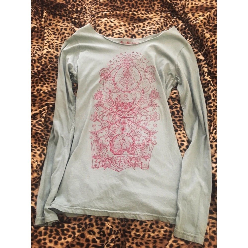 Secret Artist long sleeve shirt.